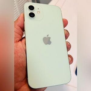 iPhone 12 - 64gb - Unlocked